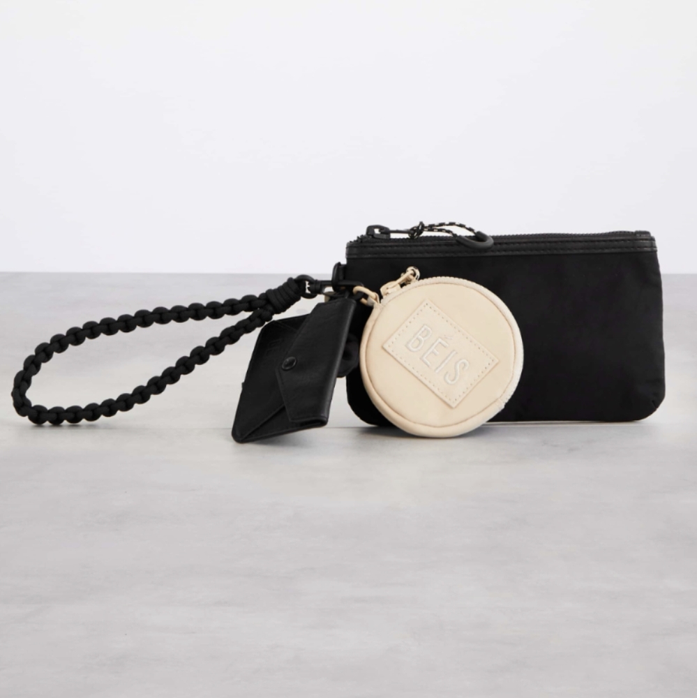 Beis The Sport Wristlet Set